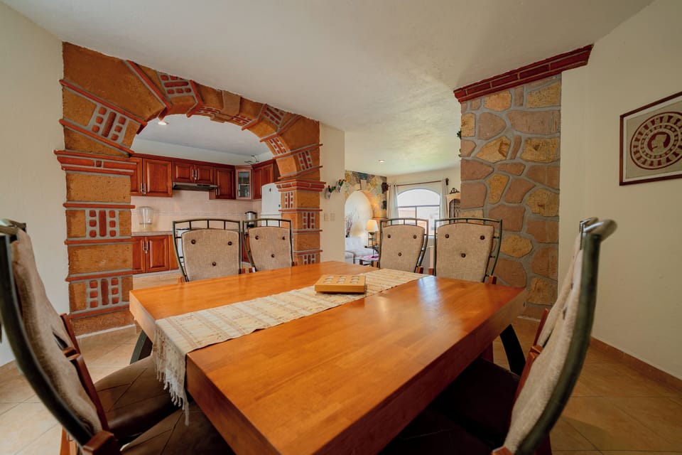 Family Cottage, Courtyard View | Dining
