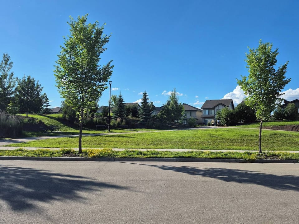 House, 4 Bedrooms, Fireplace, Garden View | Property grounds