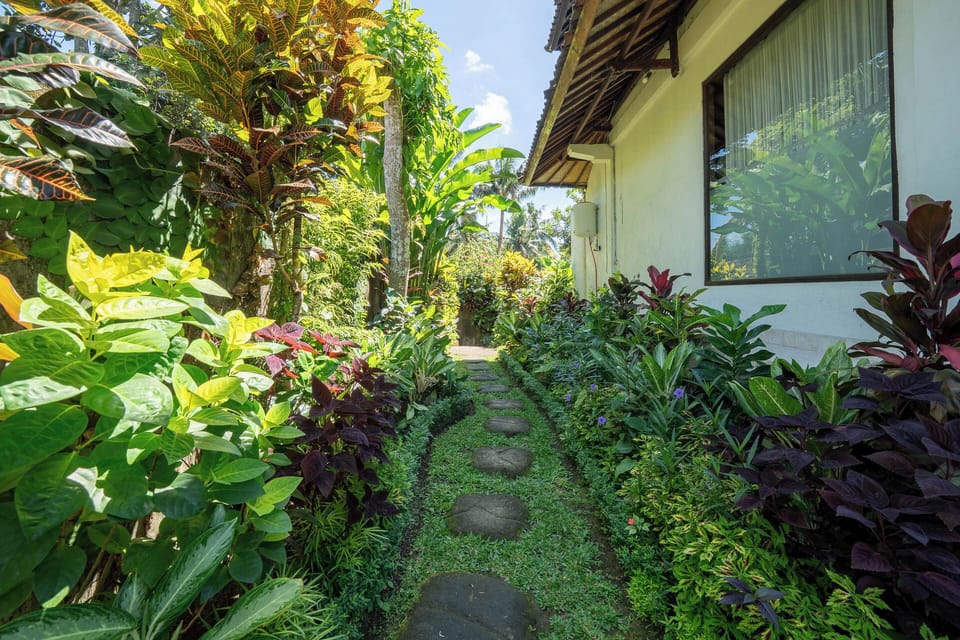 Deluxe Villa, 1 Bedroom, Garden View | Property grounds
