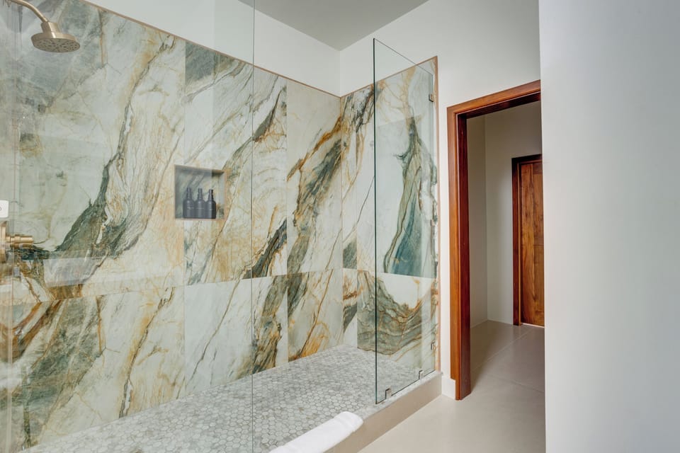 Primary Bathroom with hot and cold shower