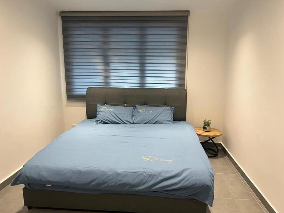 Iron/ironing board, WiFi (free)
