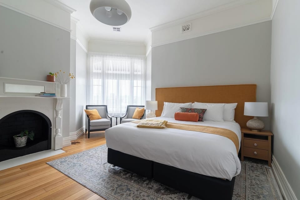 King Superior Room | Desk, laptop workspace, WiFi (free)