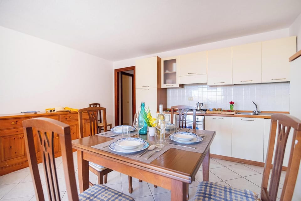 Family House, 2 Bedrooms, Terrace (Il Rifugio Di Daniela) | Private kitchen