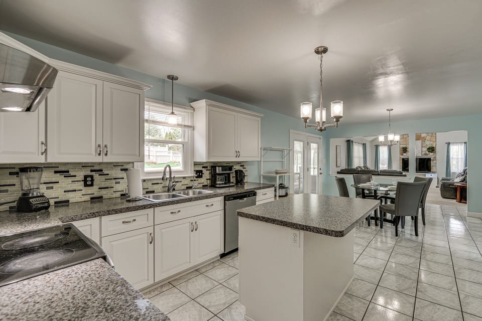 Kitchen & Dining Area | Central Heating & A/C