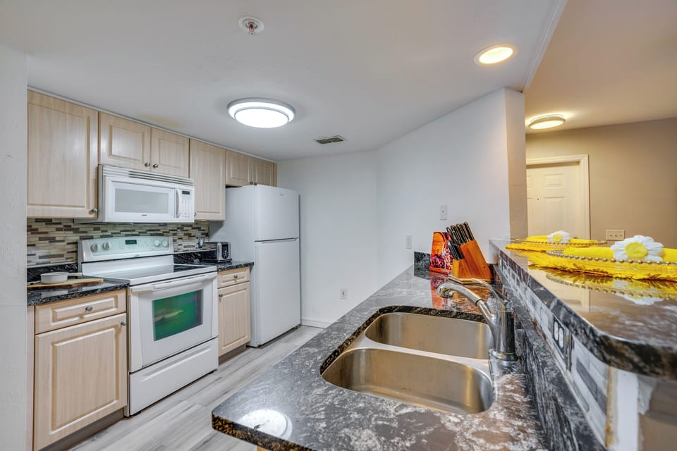 Kitchen | 2nd-Floor Condo | Single-Story Unit
