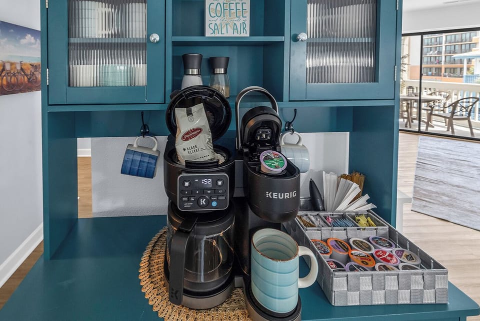 K-Cup and Drip Coffee Maker Combo 