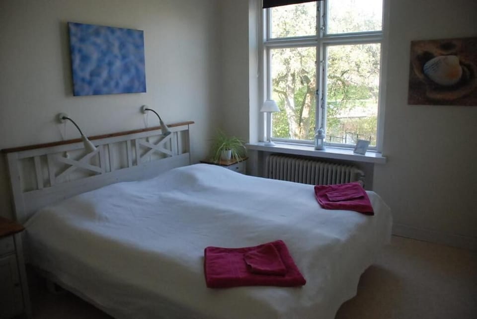 1 bedroom, desk, blackout drapes, iron/ironing board