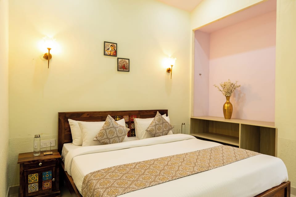 Deluxe Villa | Iron/ironing board, WiFi (free)