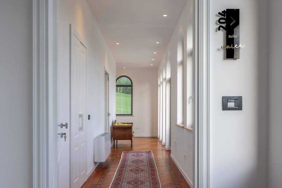 Luxury Suite, Park View | Interior