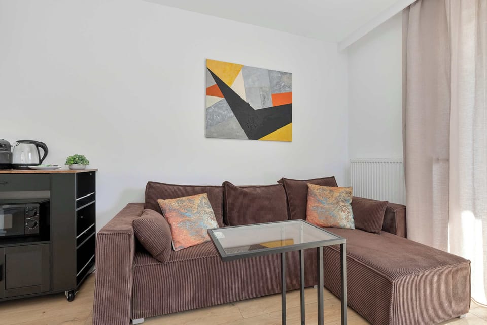 Unwind on the comfortable sofa that can be converted into double bed.