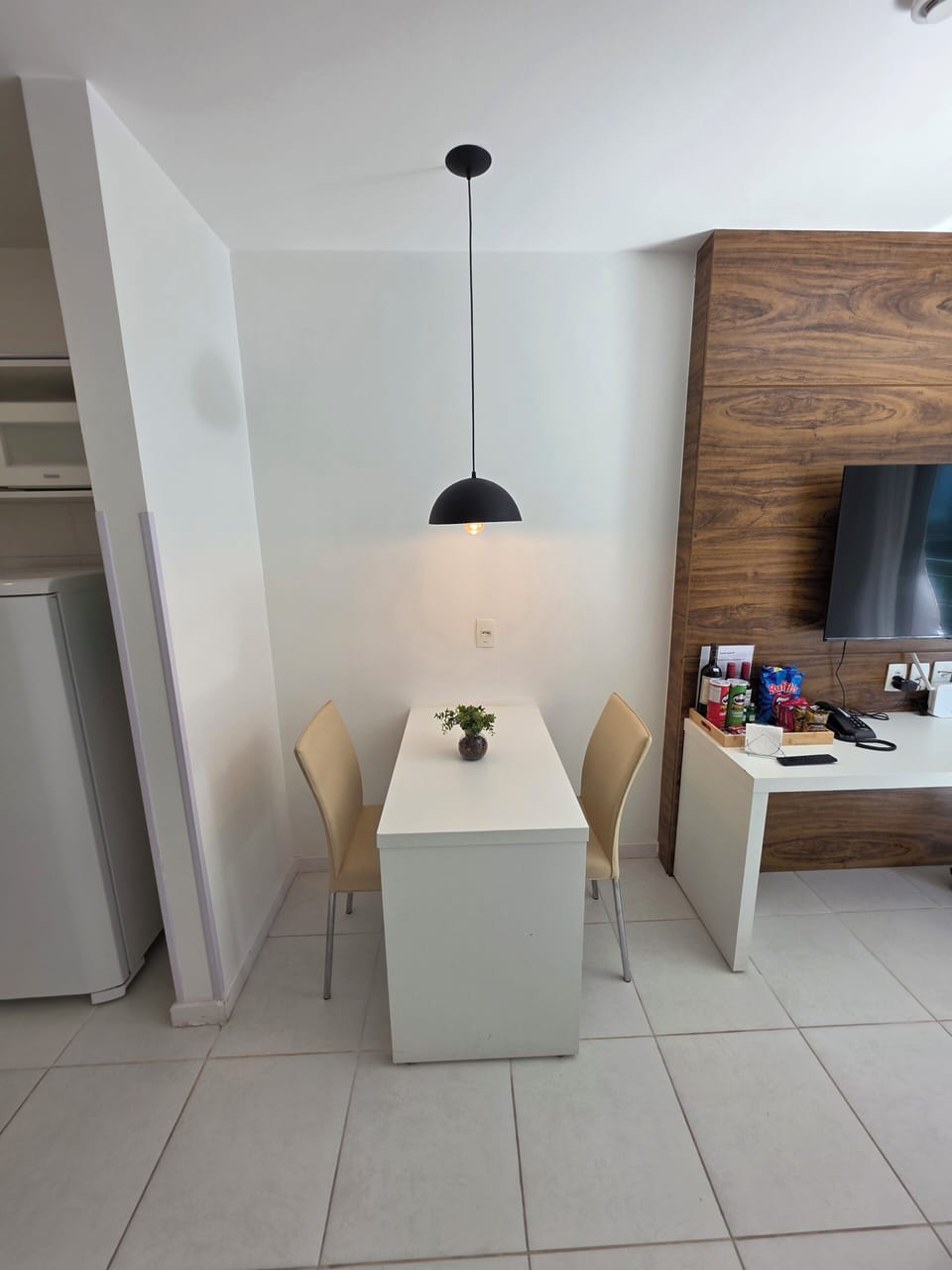 Premium Loft, City View | Dining