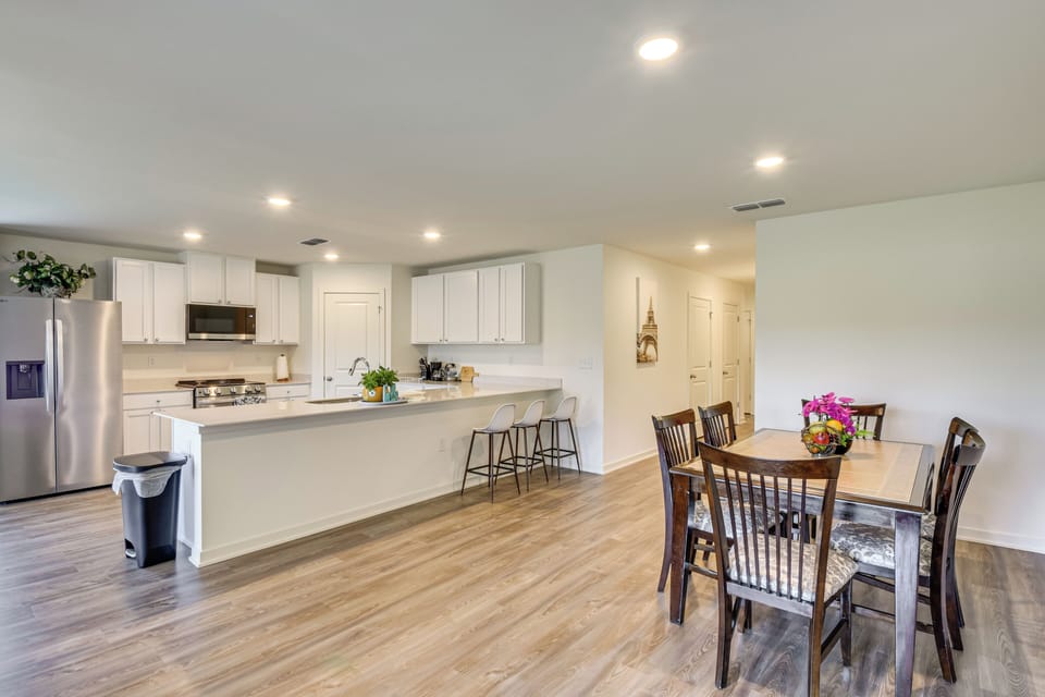 House (4 Bedrooms) | Interior