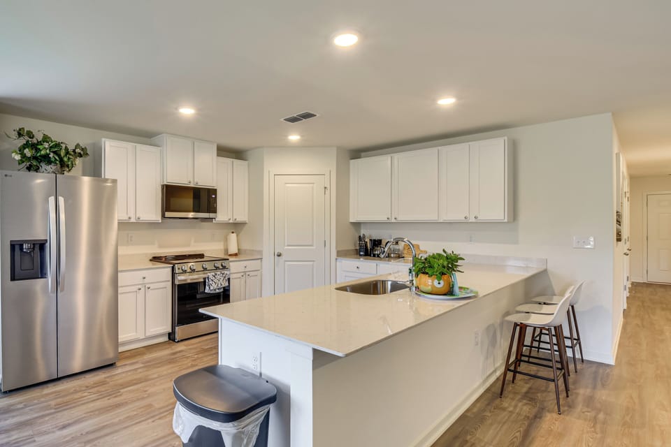 House (4 Bedrooms) | Interior