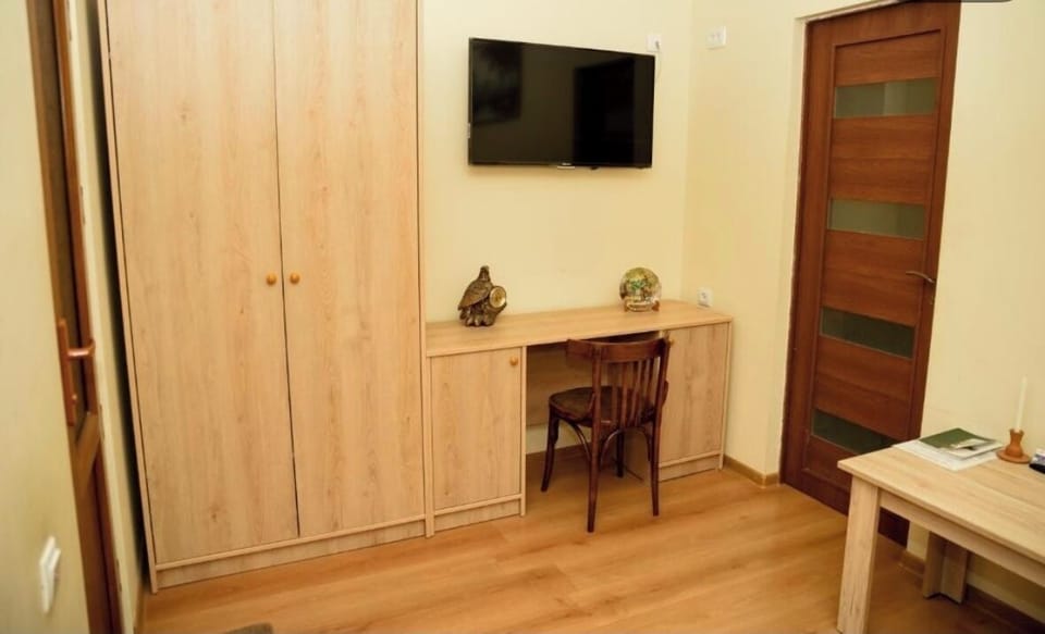 Soundproofing, iron/ironing board, WiFi (free)