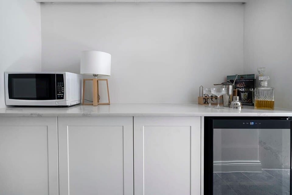 Apartment, 2 Bedrooms, Balcony | Private kitchen