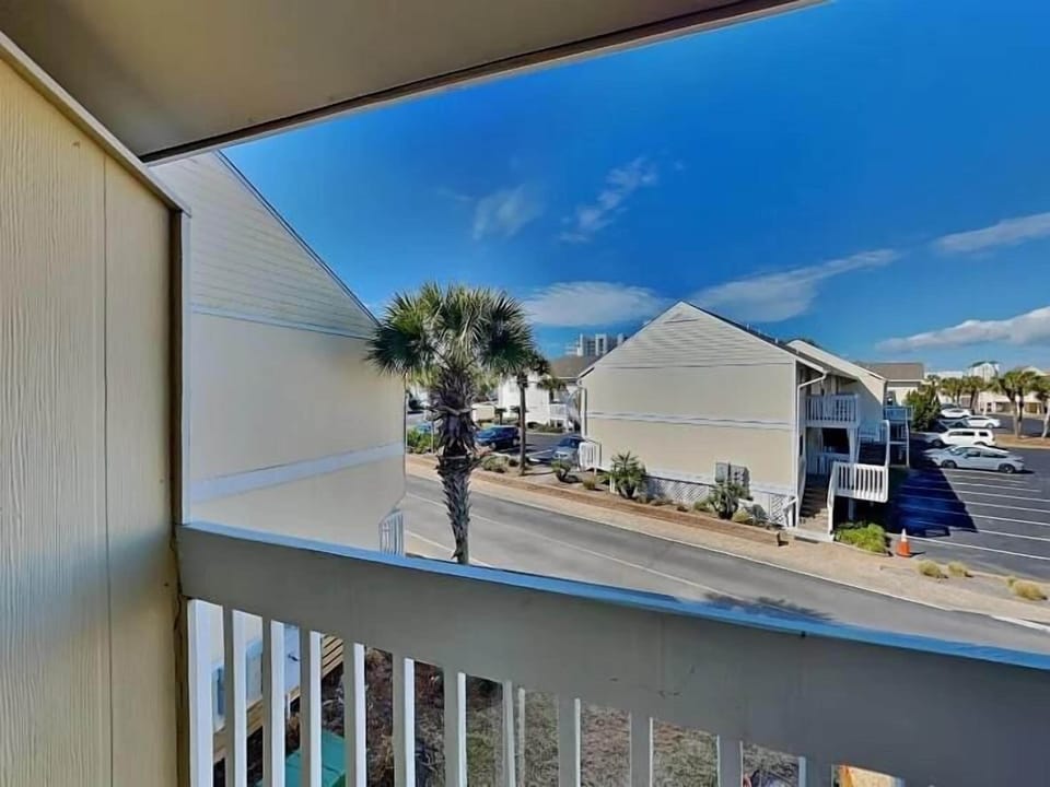 Condo, 1 Queen Bed with Sofa bed (Sandpiper Cove 8246) | Property grounds