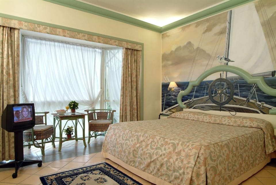 Minibar, in-room safe, blackout drapes, soundproofing
