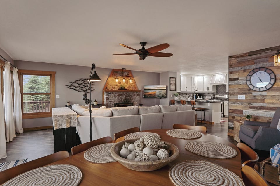 Open concept dining room, family room and kitchen.