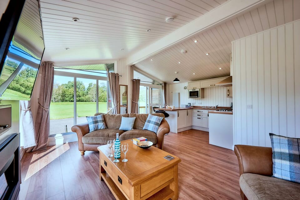 Chalet | Living room | Fireplace