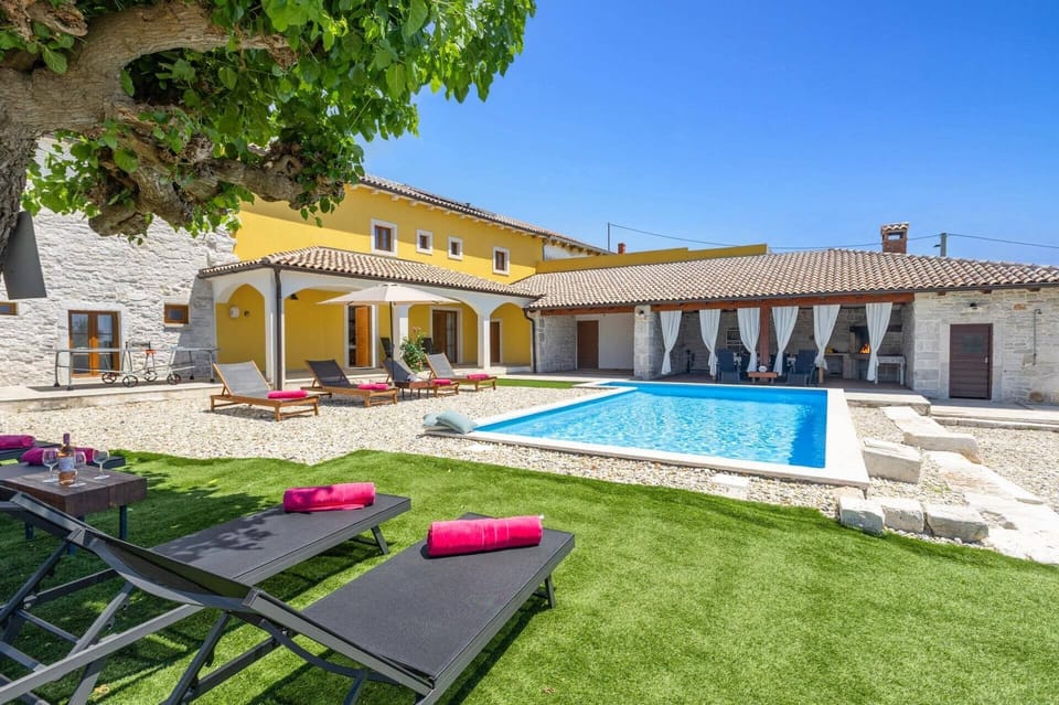 Villa Lanca image