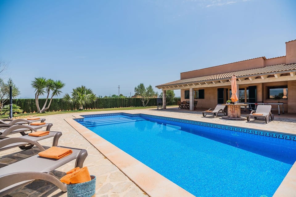 Holiday Home Swimming Pool