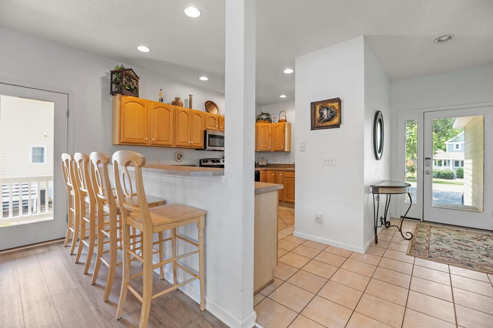 Calm C's: Kitchen with 4 Person Bar Counter