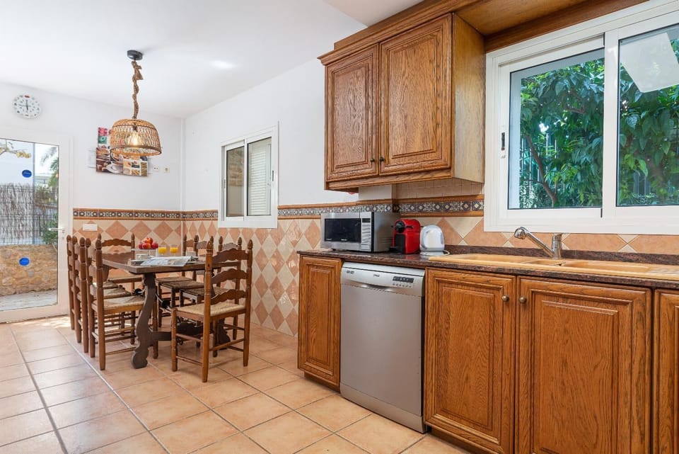 Equipped kitchen