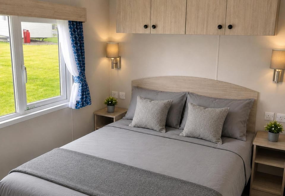 3 bedrooms, WiFi (free), bed sheets