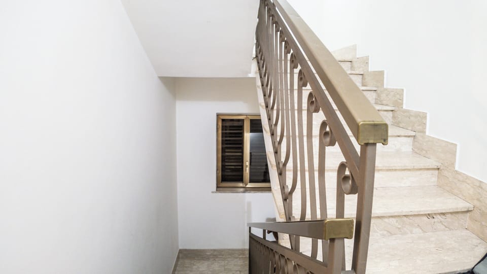 Apartment, Balcony, City View | Interior