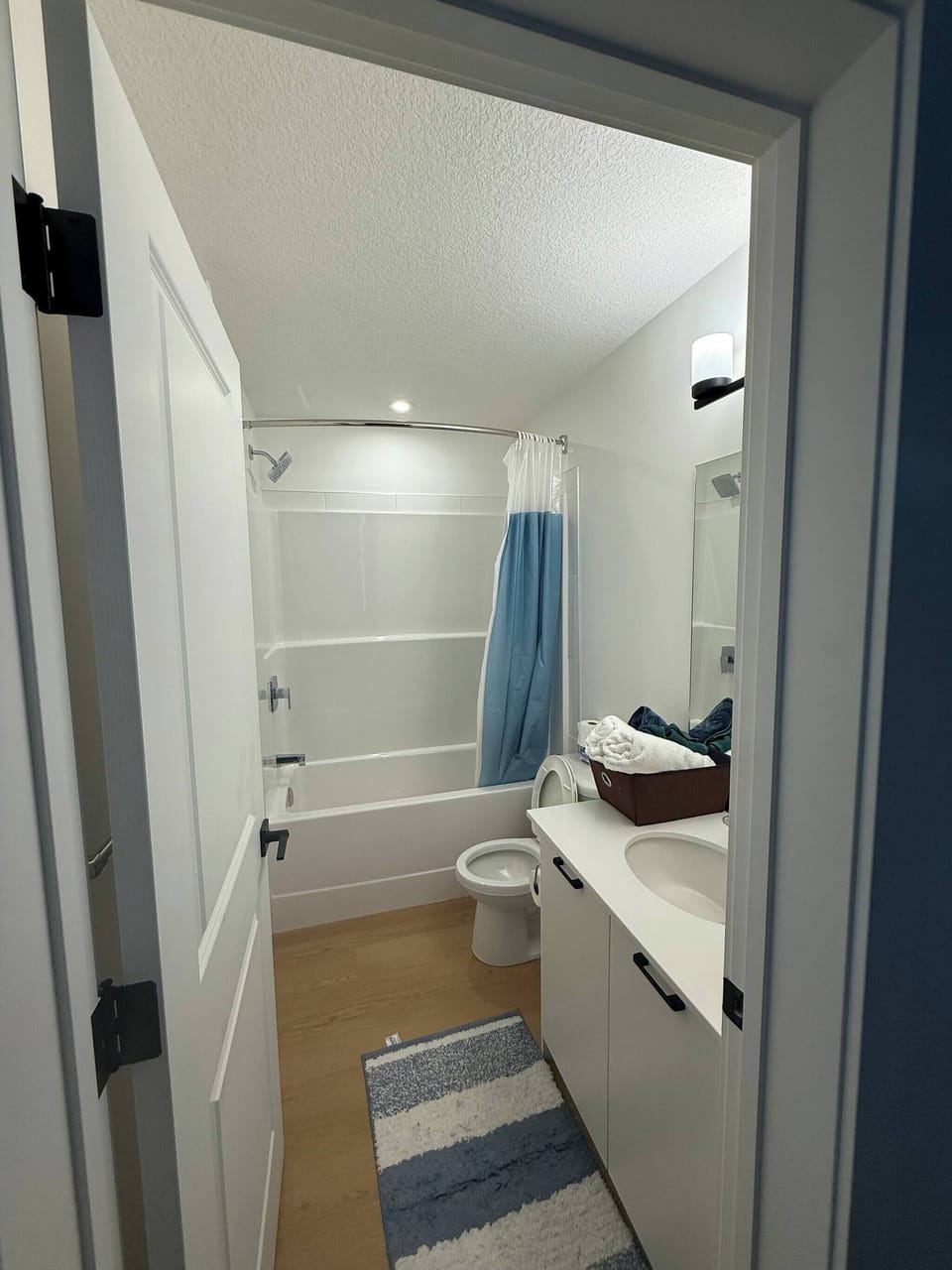 Room, 1 Bedroom | Bathroom