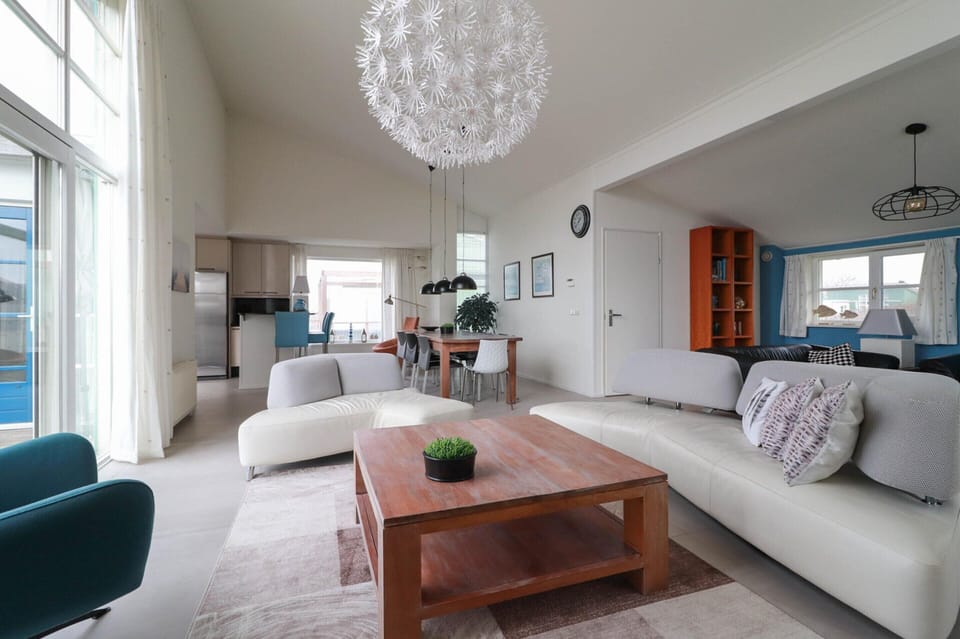 House | Living room