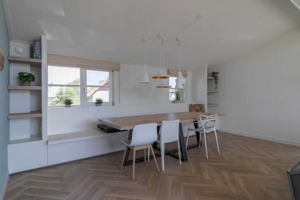 House | Dining