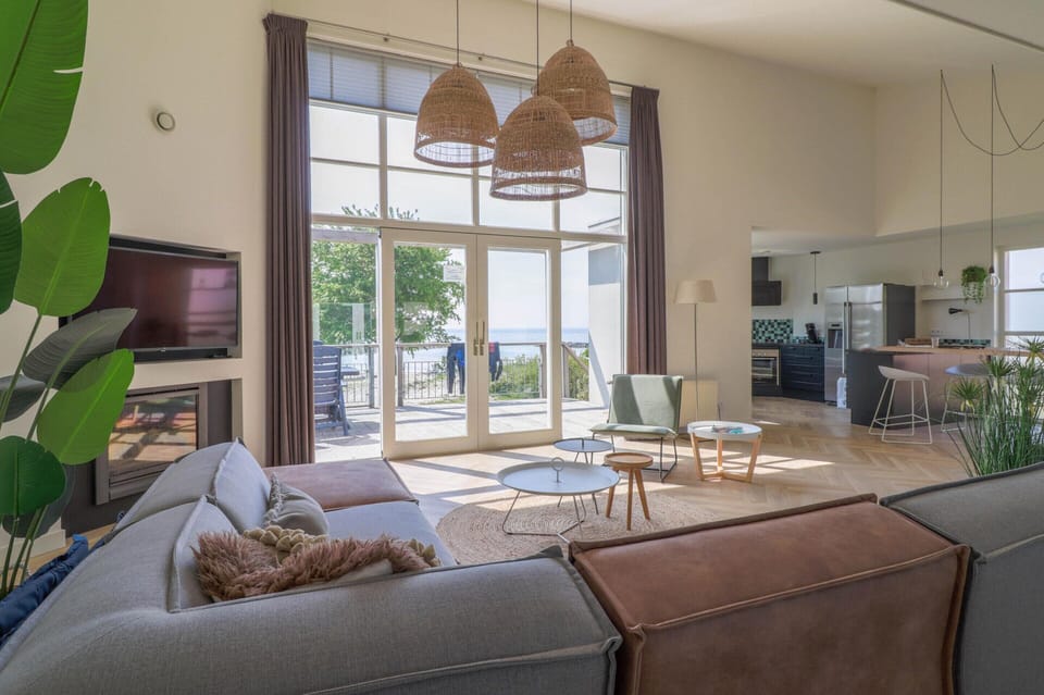 House | Living room