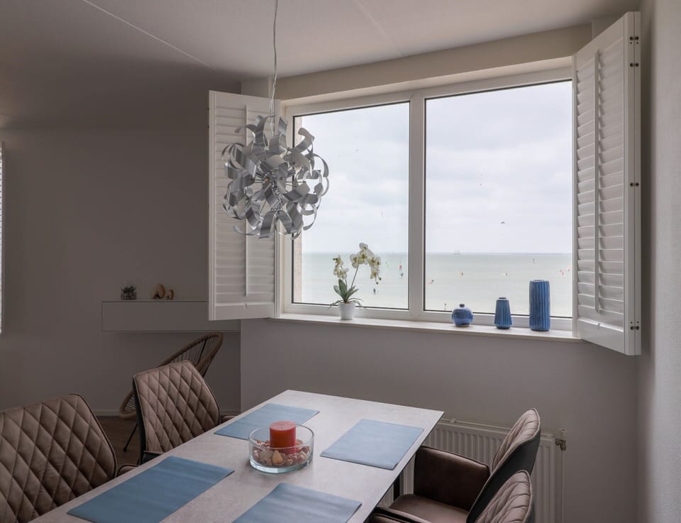 Apartment | Dining