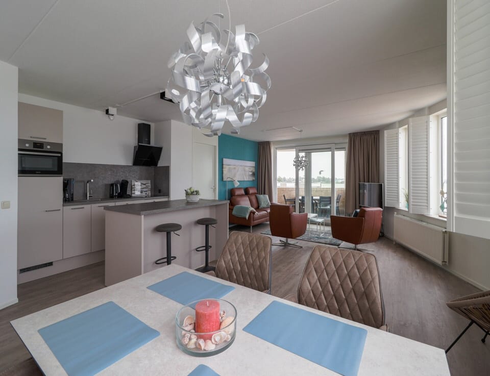 Apartment | Dining