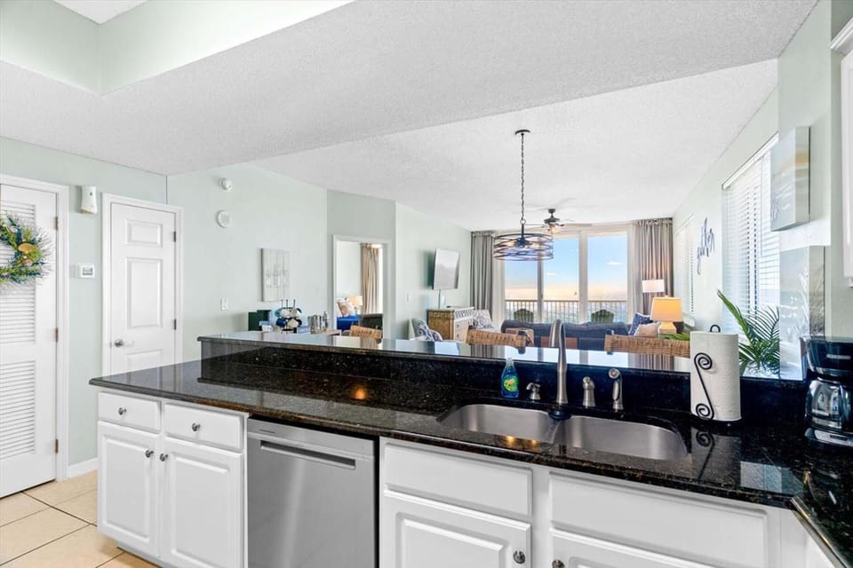 Condo, Multiple Beds (Summerwind West 804) | Interior