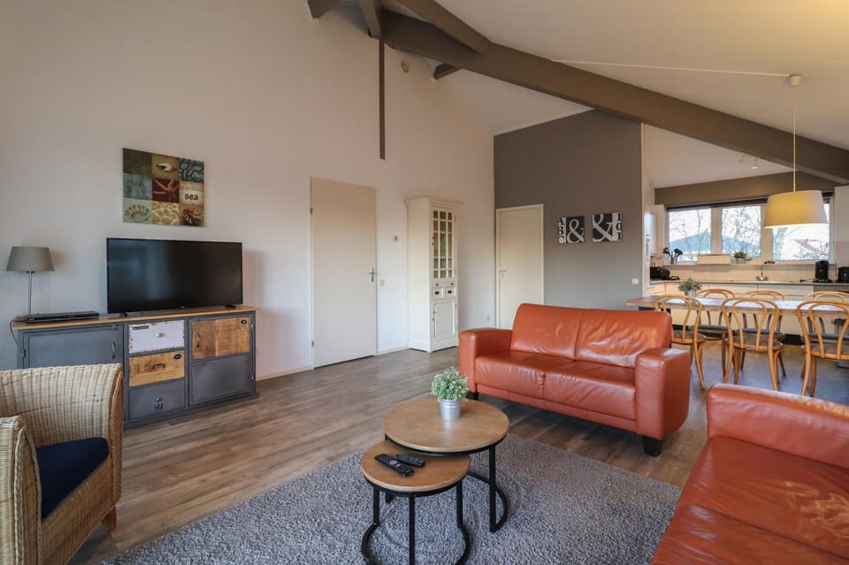 House | Living room