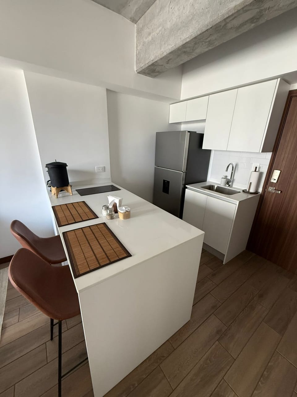 Apartment, 1 Queen Bed, Balcony, City View | Private kitchen