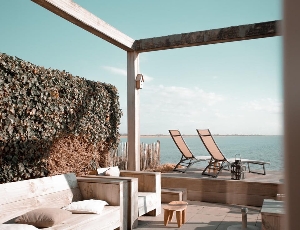 Villa | Balcony