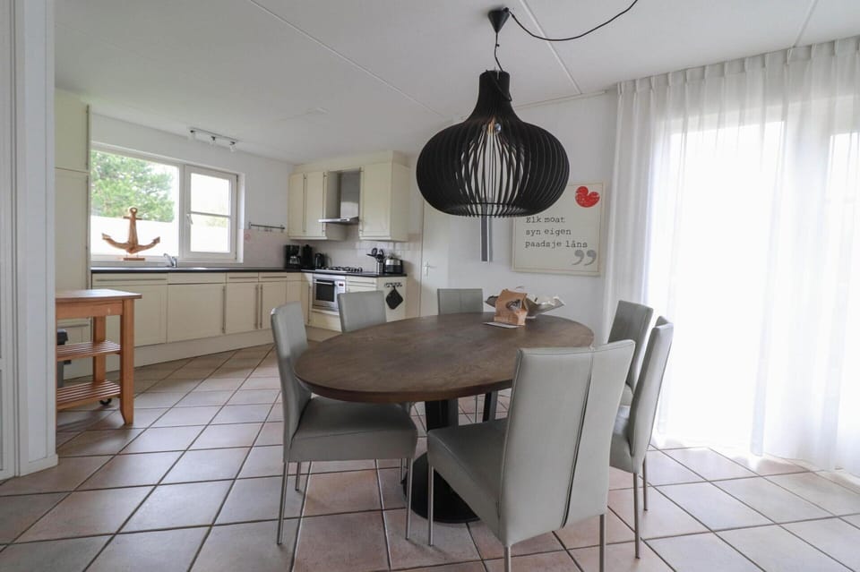House | Dining