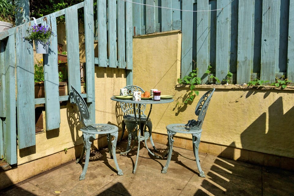 House | Balcony