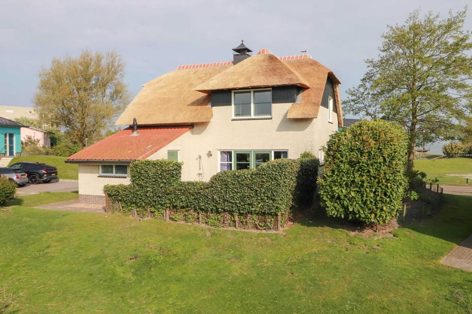 House | Exterior