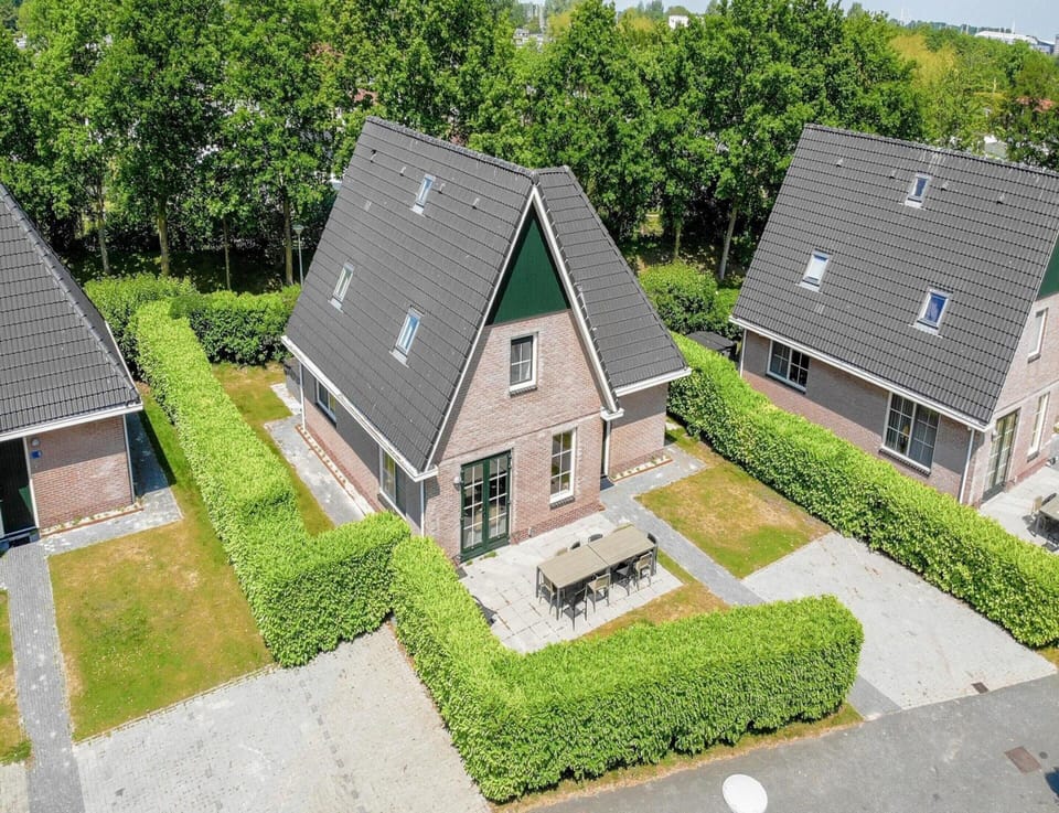 Villa | Exterior