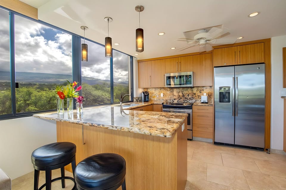 Kitchen With Island