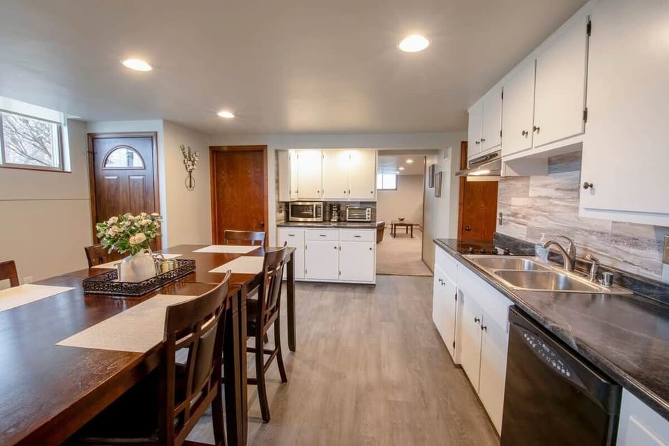 Kitchen 1