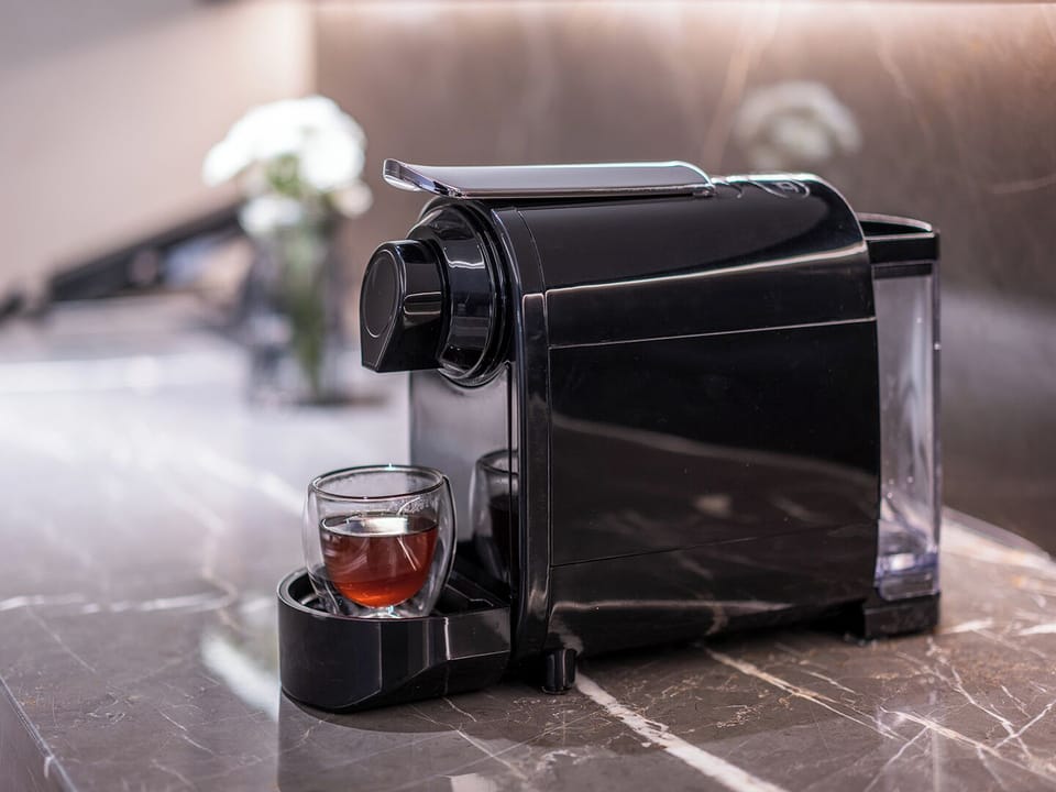 Superior Twin Room | Coffee and/or coffee maker