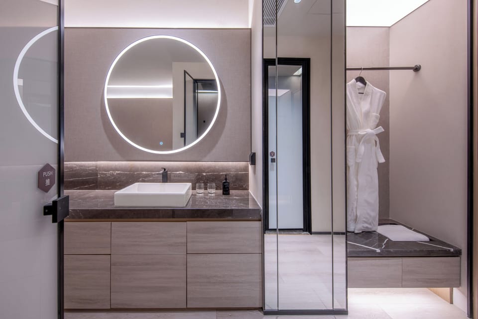 Comfort Double Room | Bathroom | Shower, rainfall showerhead, designer toiletries, hair dryer