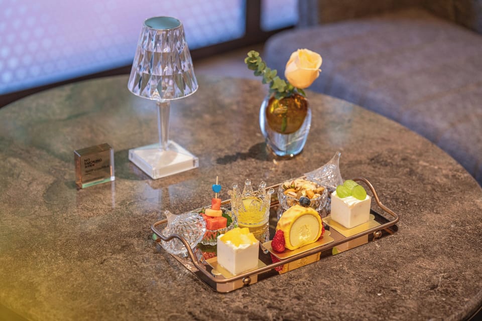 Daily buffet breakfast for a fee