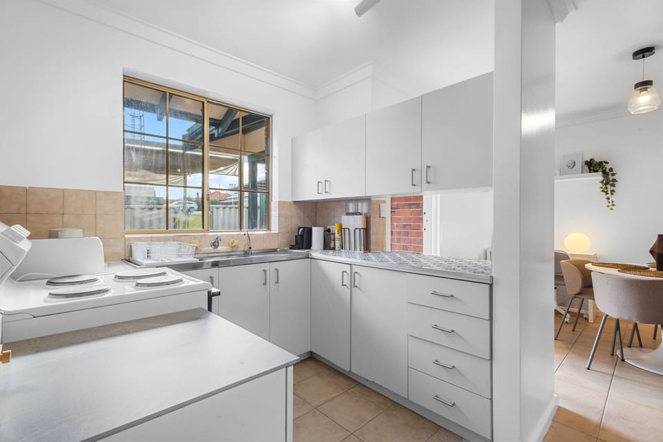 House | 1 bedroom