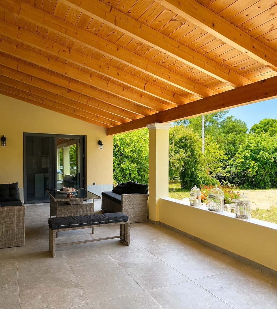 Exterior sitting area